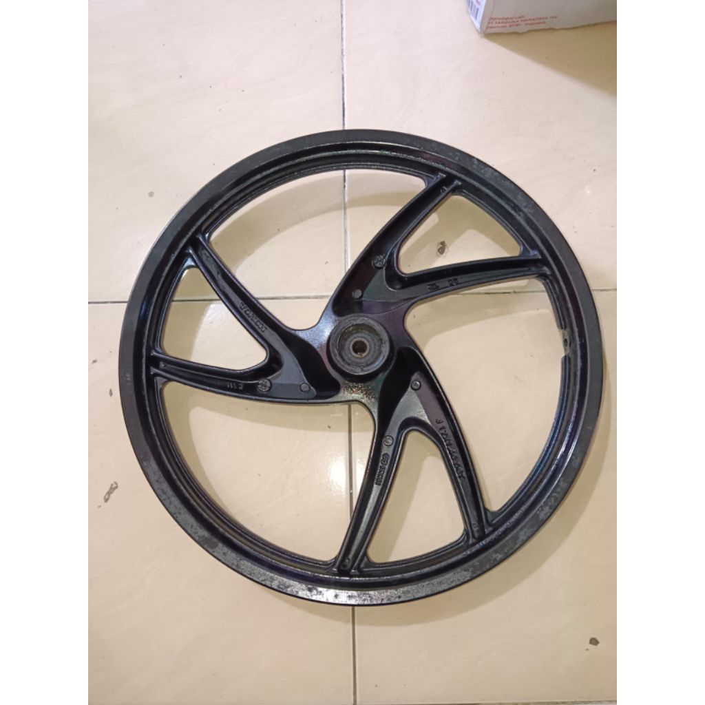 Velg depan Honda Revo lama ori