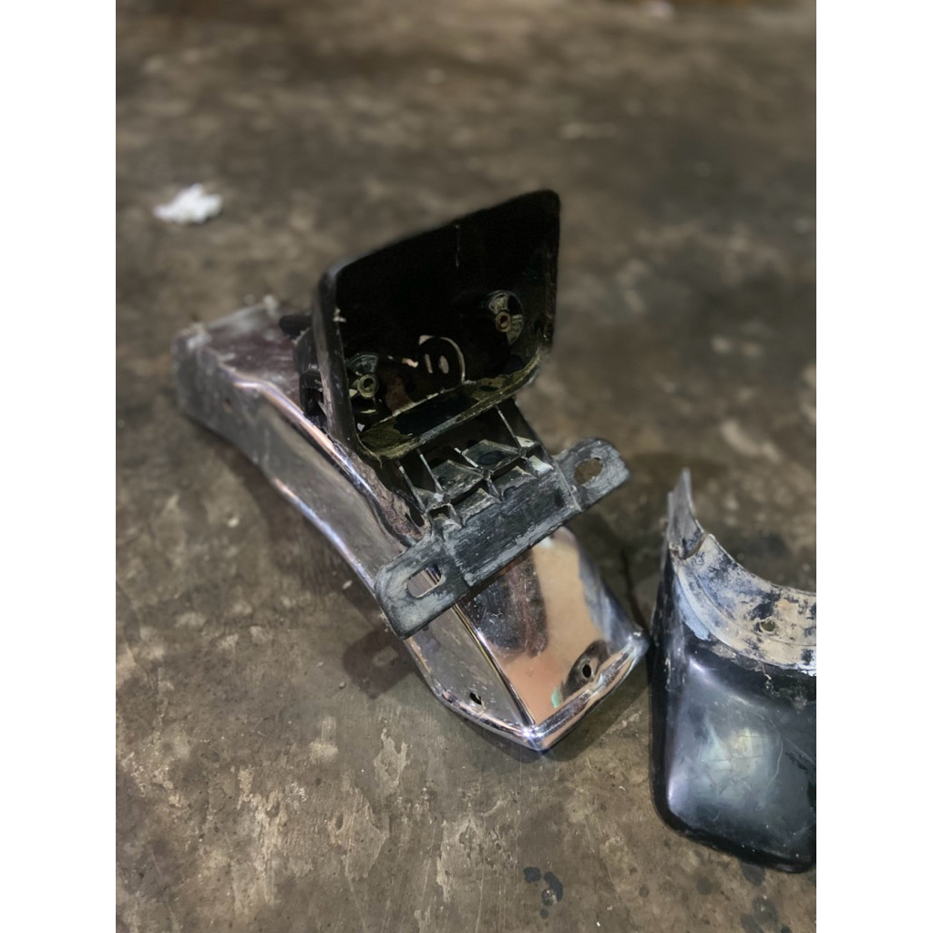 Slebor belakang copotan honda win ori