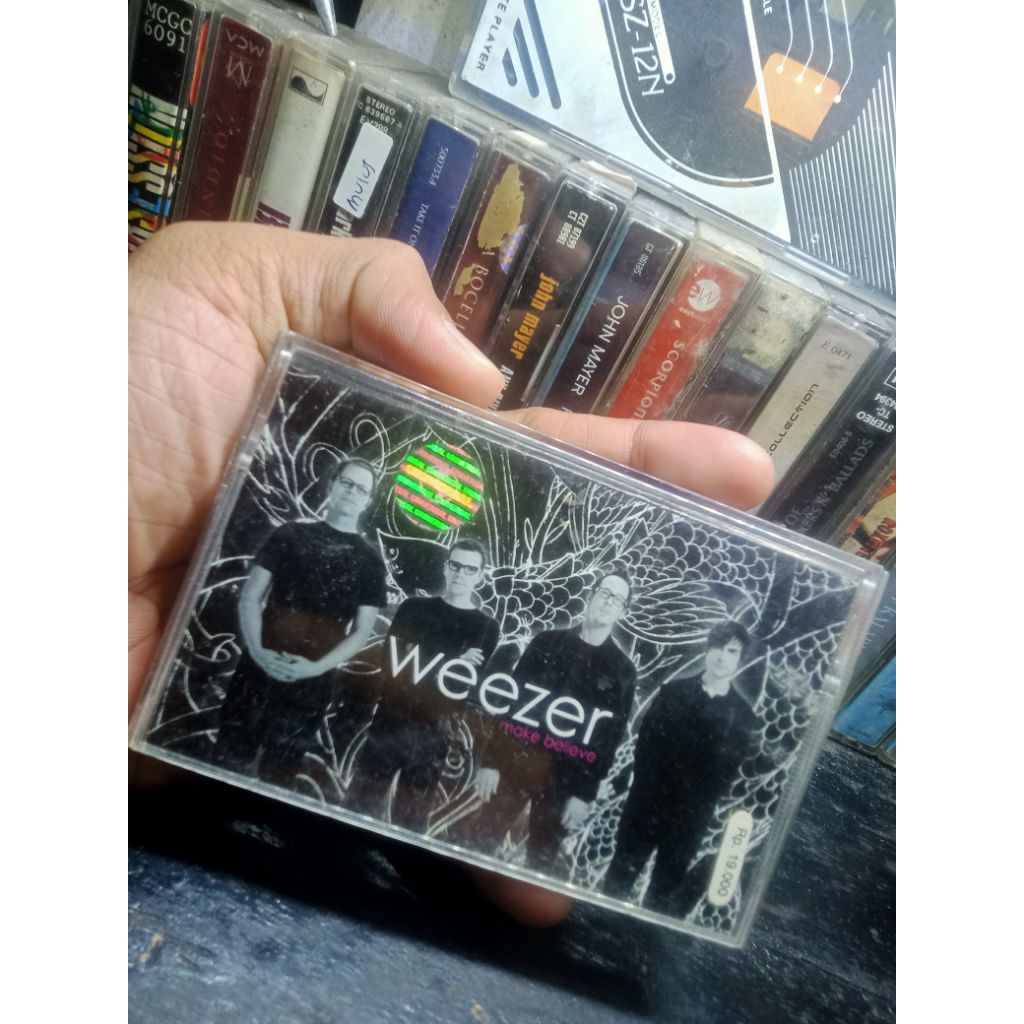 KASET WEEZER - MAKE BELIEVE
