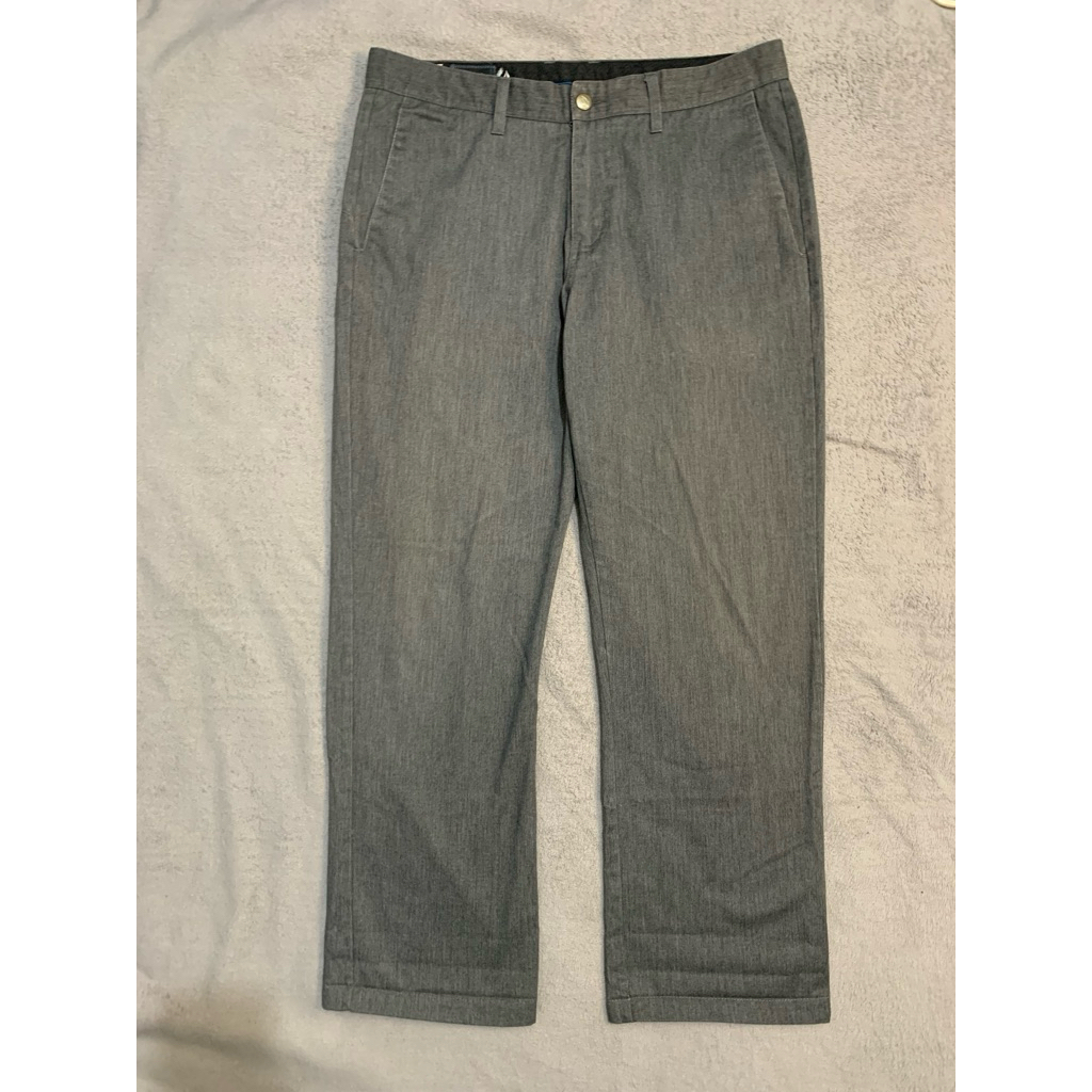 [preloved] Celana Chinos Pria Volcom Abu - Bekas