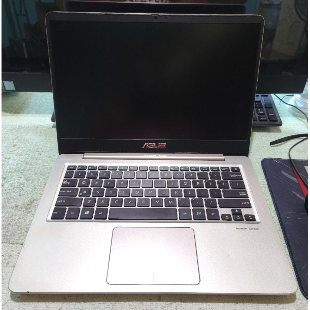 asus zenbook ux410U core i7 dual vga