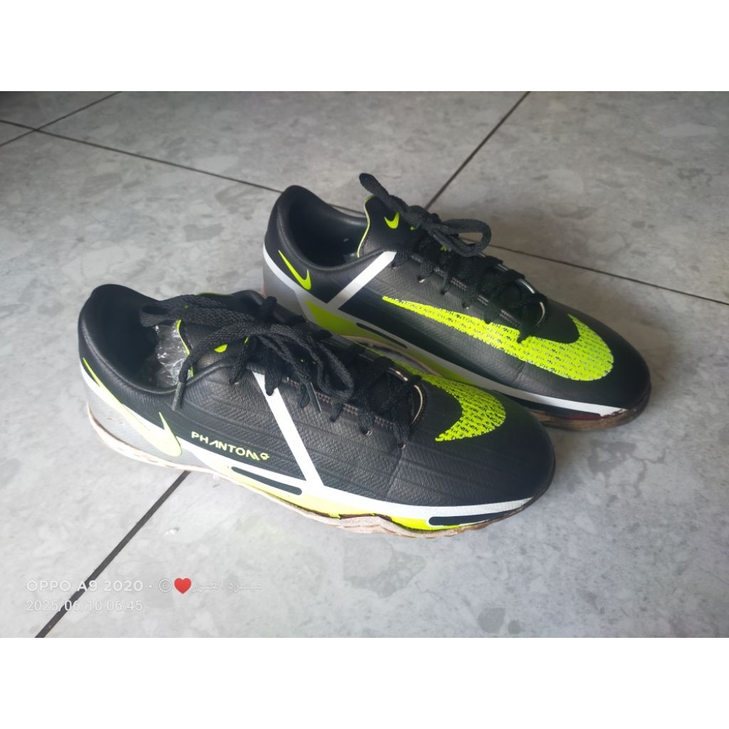 Sepatu Futsal nike