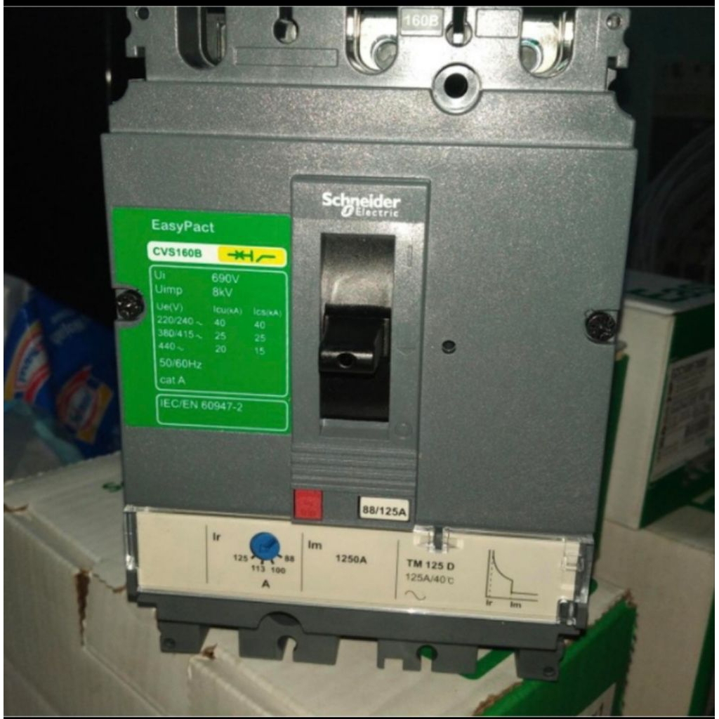 MCCB CVS 125A SCHNEIDER CVS125A