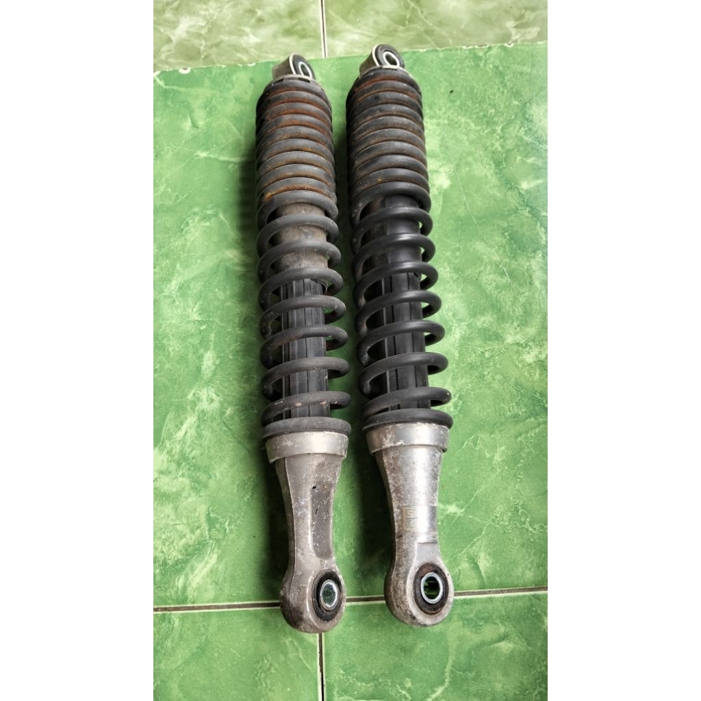 SHOK BELAKANG SUPRA 125 BETMEN KARBU ORIGINAL COPOTAN