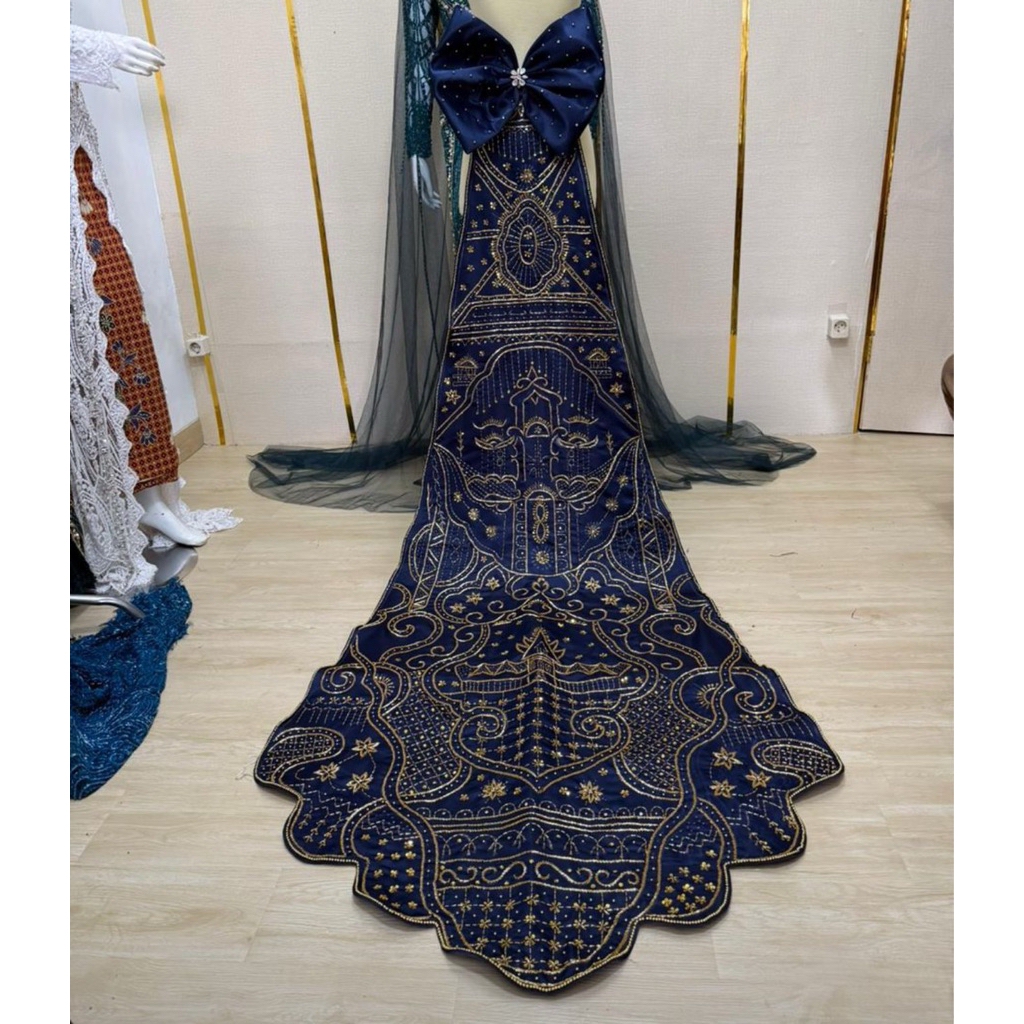 Ekor Cheongsam / ekor pengantin warna navy payet Gold