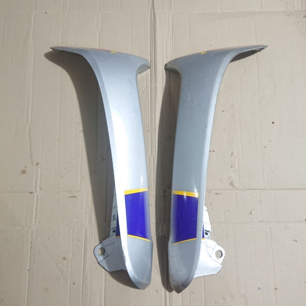 Cover Body Sayap Luar Supra Fit Lama Supra X Lama Silver Kanan Kiri Ori Copotan Siap PasangCover Sam