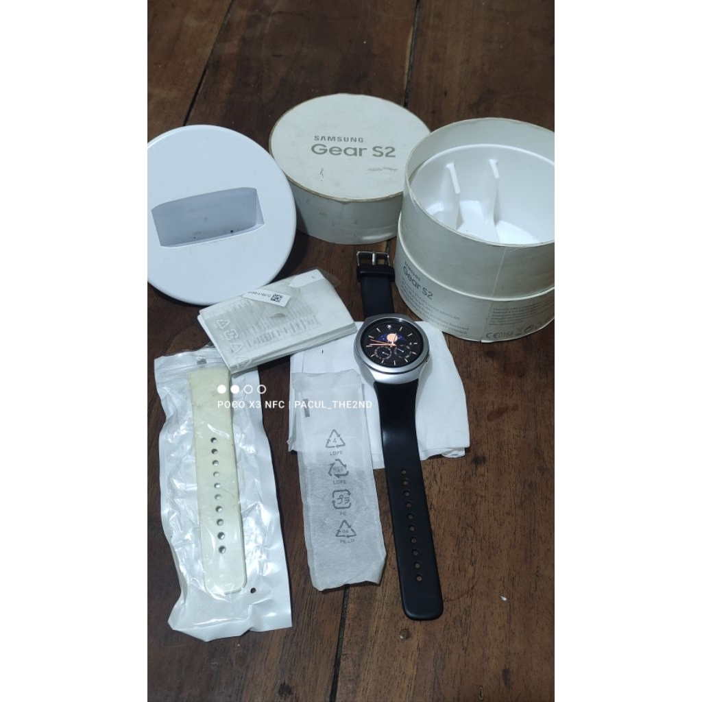 JAM SMARTWATCH SAMSUNG GEAR S2 SECOND