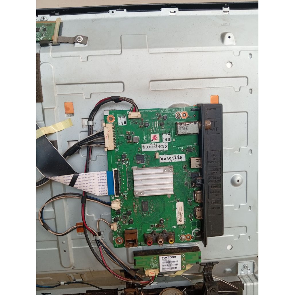 mesin tv smart youtube sharp 32 inc,seri Lc32sa4500i,komplit psu dan remot