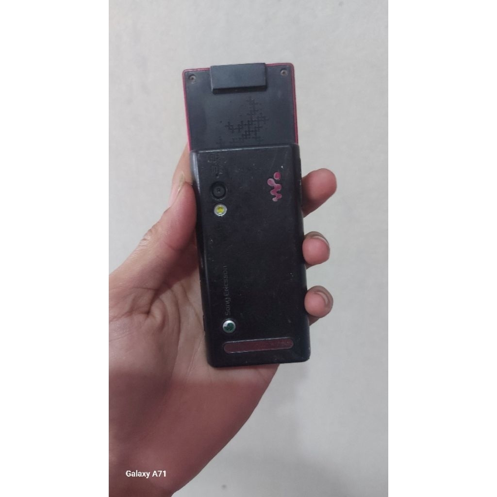 sony w 705