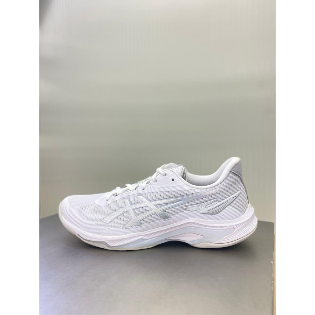 Promo sepatu Voli Asics Netburner 4 Low Triple white