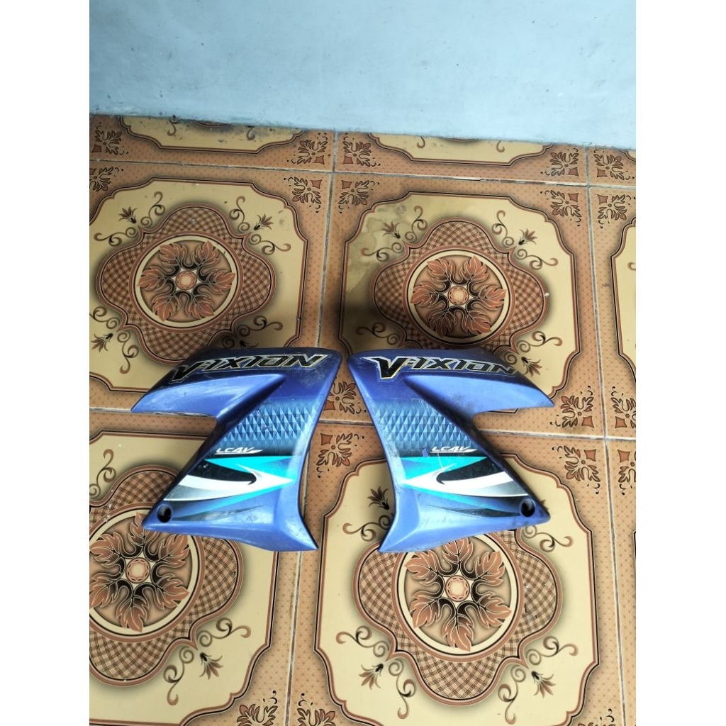 Sayap Yamaha Vixion old biru original