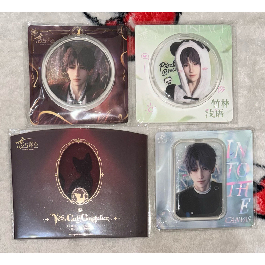 OFFICIAL MERCH BADGE RAFAYEL LOVE AND DEEPSPACE LADS