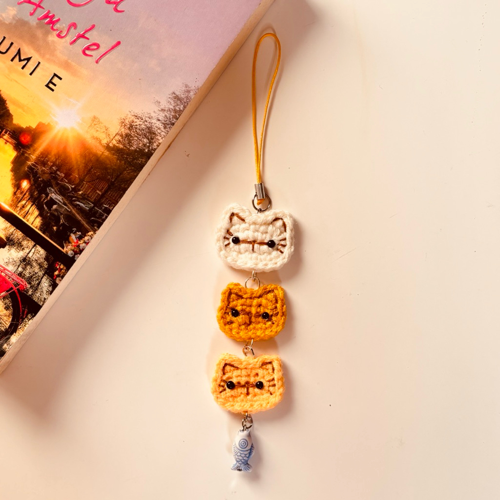 PHONE STRAP -GANTUNGAN KUCING RAJUTAN HANDMADE -SOVENIR KEYCHAIN CROCHET PHONE STRAP