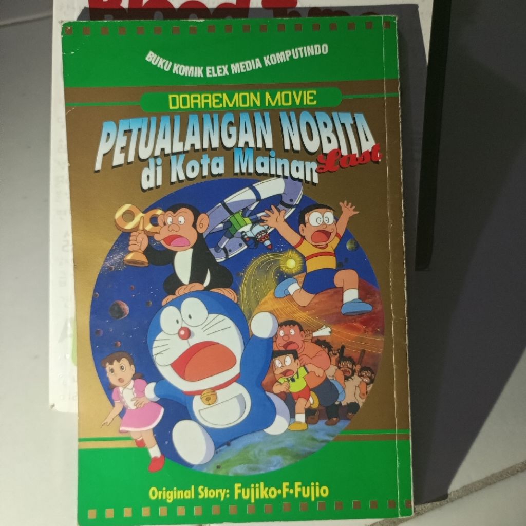 Komik Doraemon movie Petualangan Nobita Dikota mainan