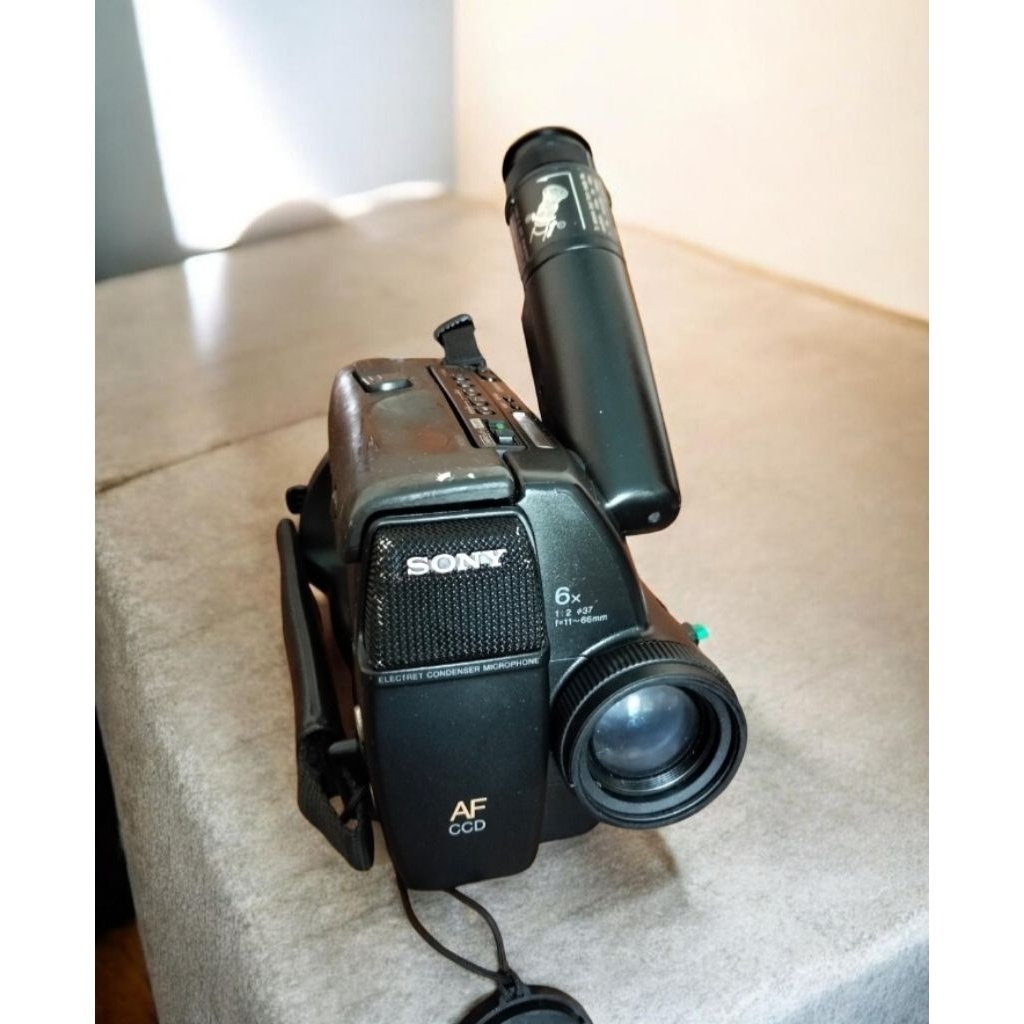 Handycam video Shooting Sony Jadul masih pakai kaset Pita Bodi Bersih