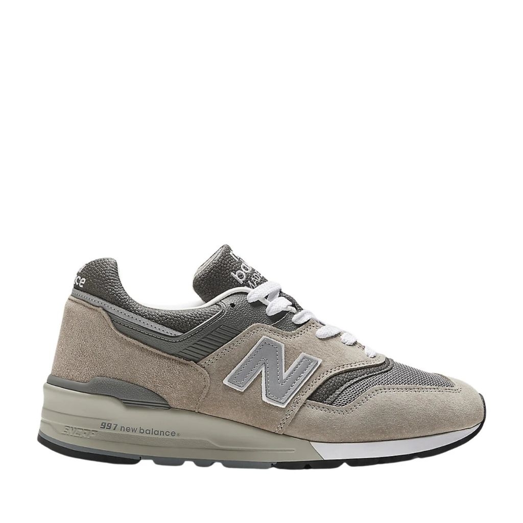 Sepatu Sneakers NB 997 Made In Usa Grey
