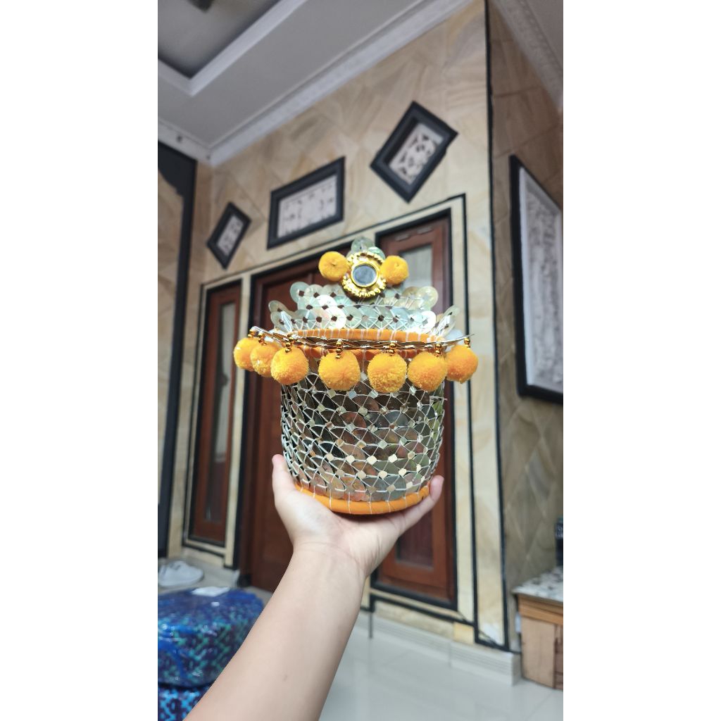 Daksina Pis Bolong // Wakul Daksina
