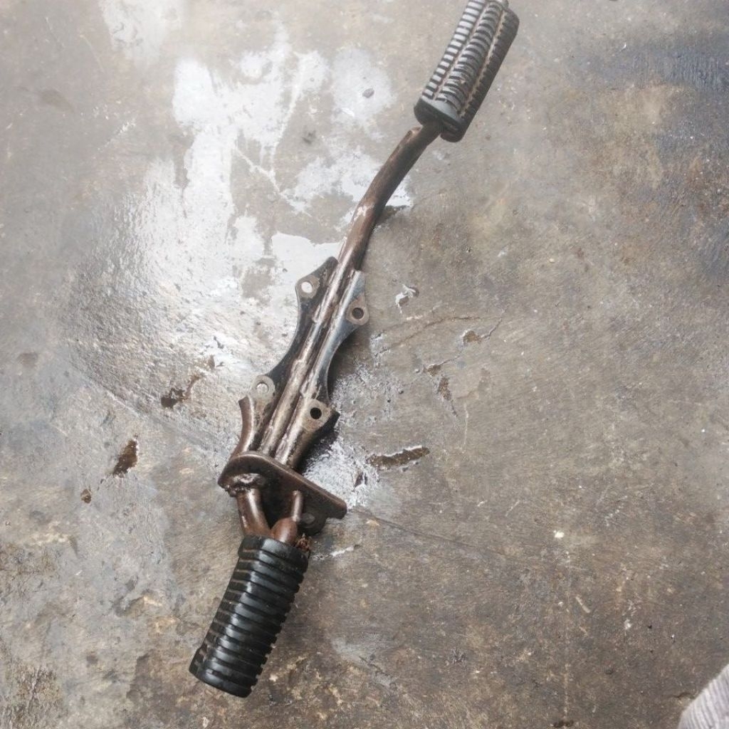 BARSTEP BUSTEP FOOTSTEP MESIN ORIGINAL HONDA SUPRA FIT NEW OLD FIT X REVO OLD LANCIP