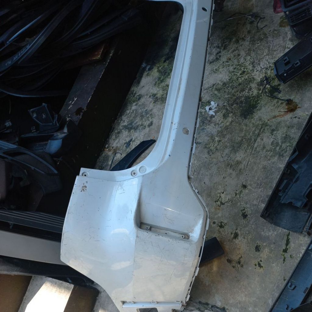BEMPER BELAKANG SUZUKI XL7 ORIGINAL