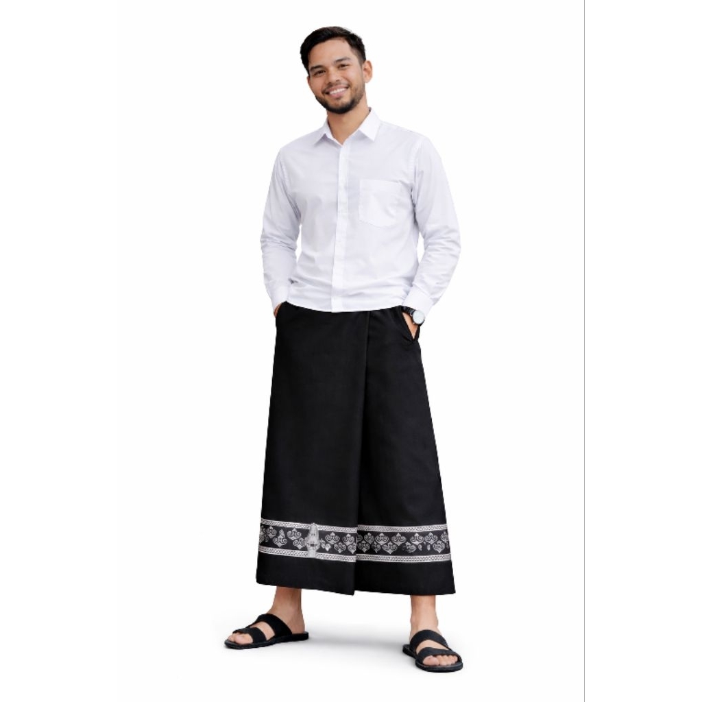 sarung khas Toraya sarung hitam Toraja sarung etnik sarung motif Toraja sarung tenun sarung Toraja