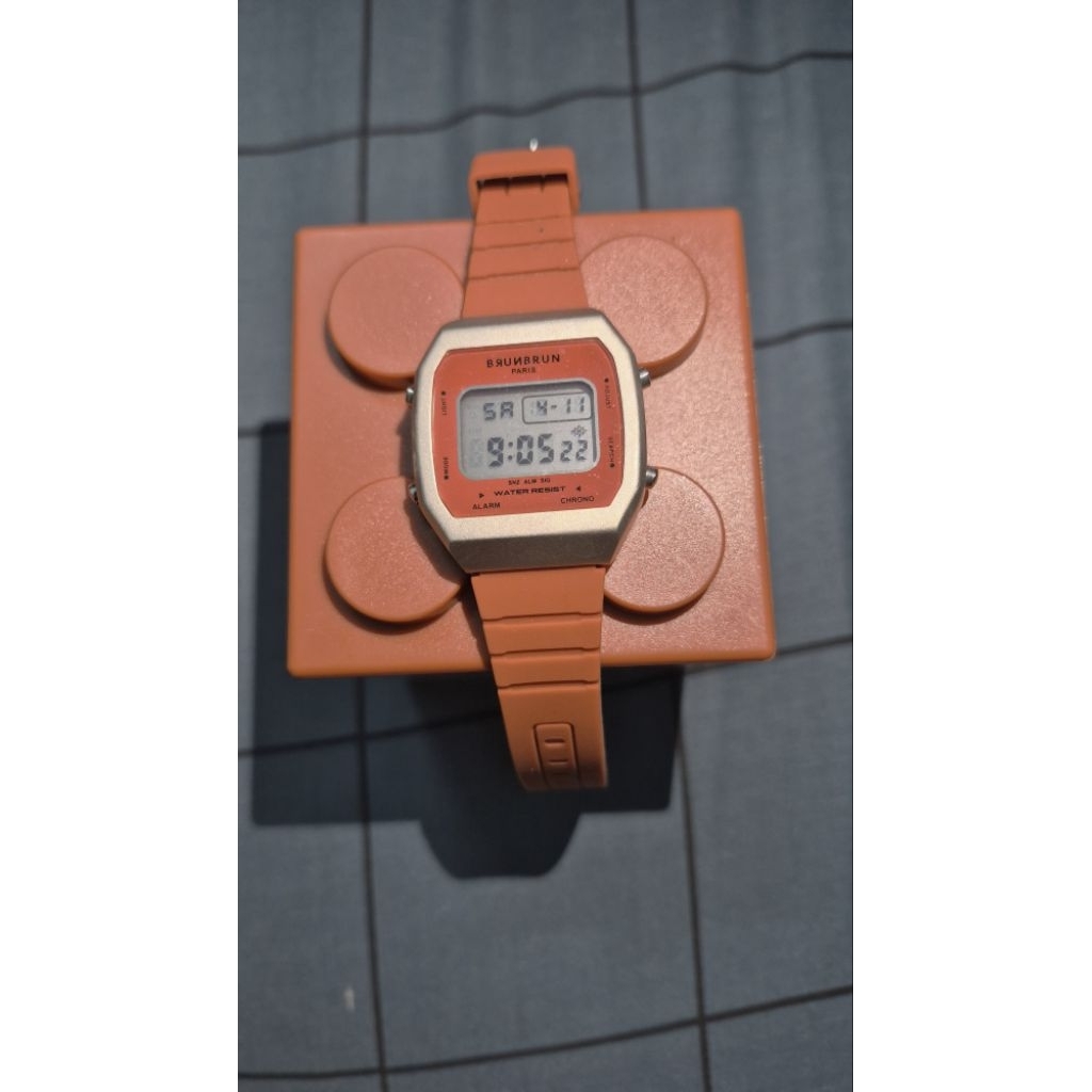 jam tangan brunbrun  paris