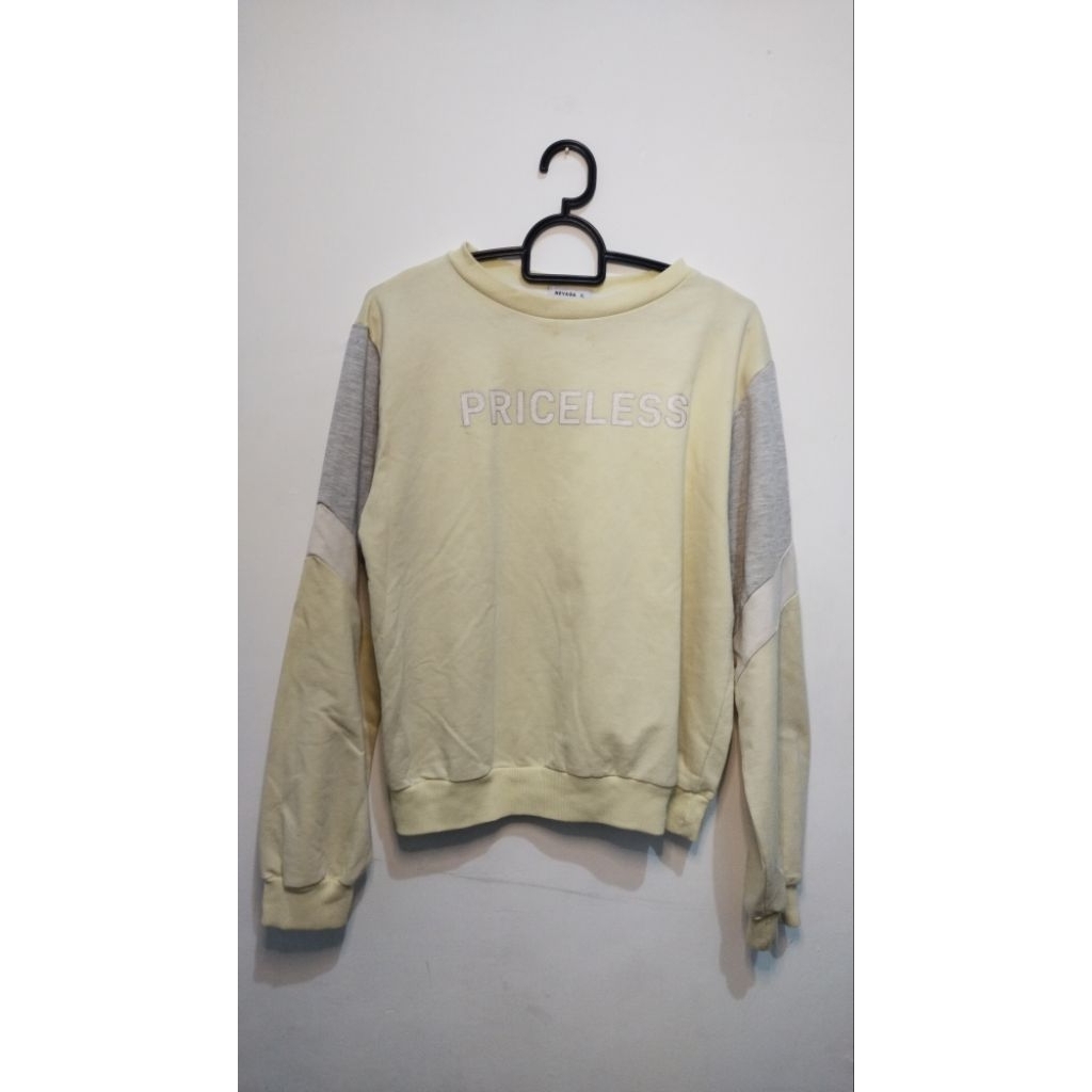 Nevada Preloved Sweater