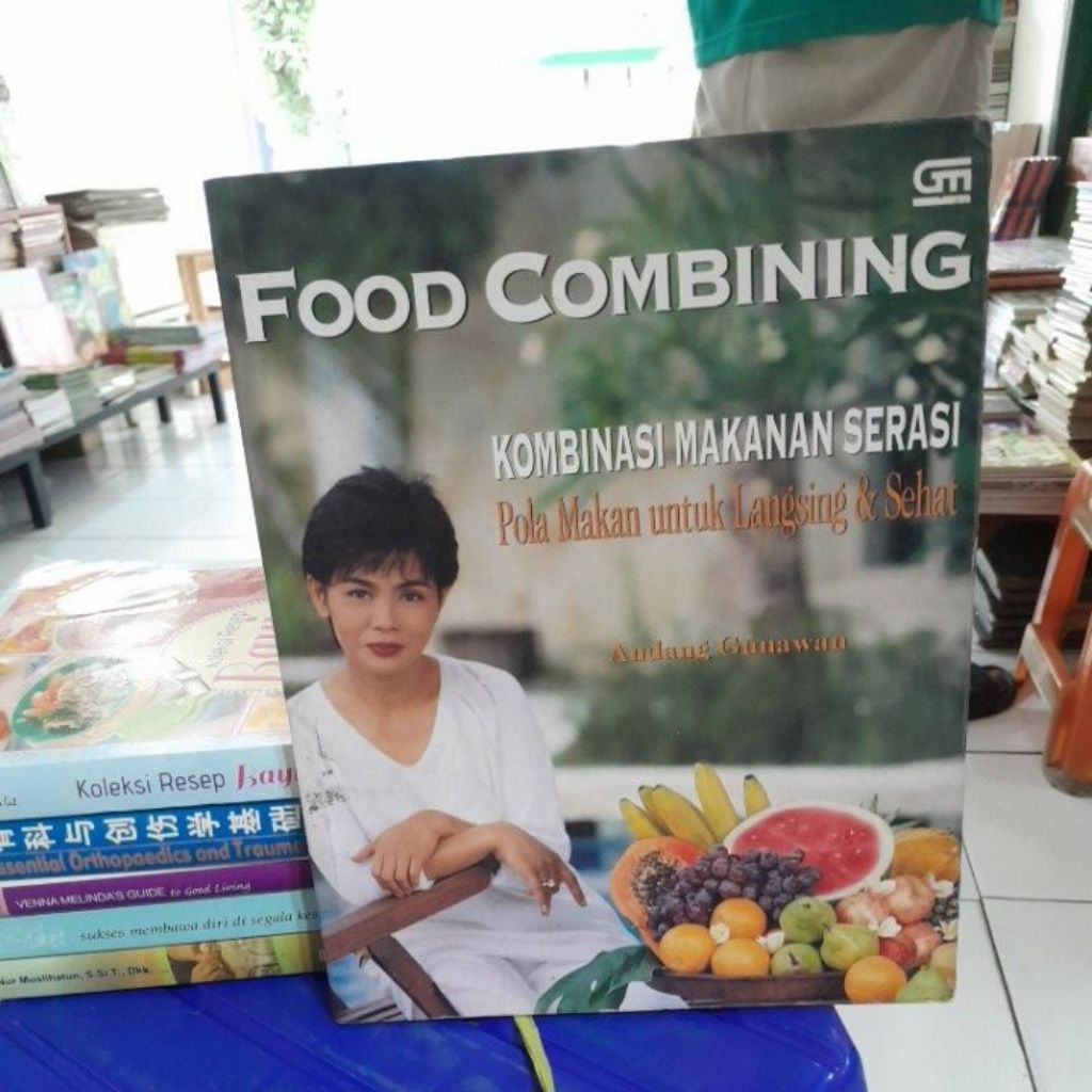 FOOD COMBINING(ANDANG GUNAWAN) BUKU BEKAS