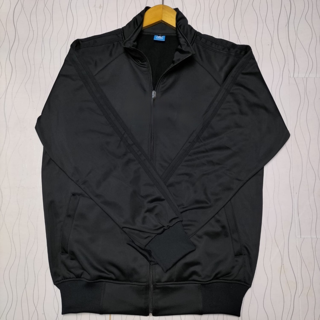 BLACK JAKET TRACTOP PRIA-JAKET TRANING OOTD ANAK MUDA KEREN TERKINI