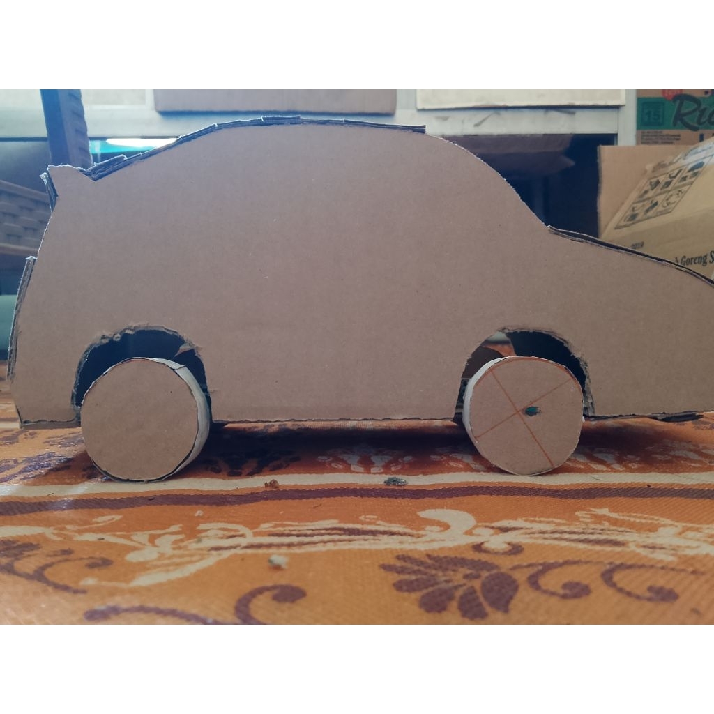 Miniatur Kardus Handmade. #MobilKardus#RumahKardus#MainanKardus
