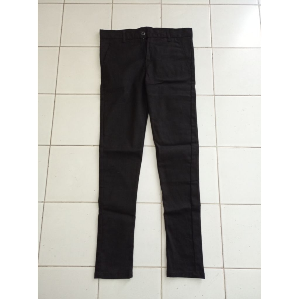 Celana Slim Fit Hitam Pria Formal