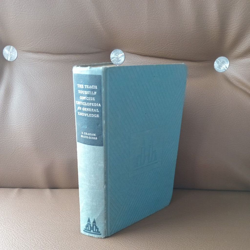 buku the teach yourself consise encyclopedia of general Knowledge