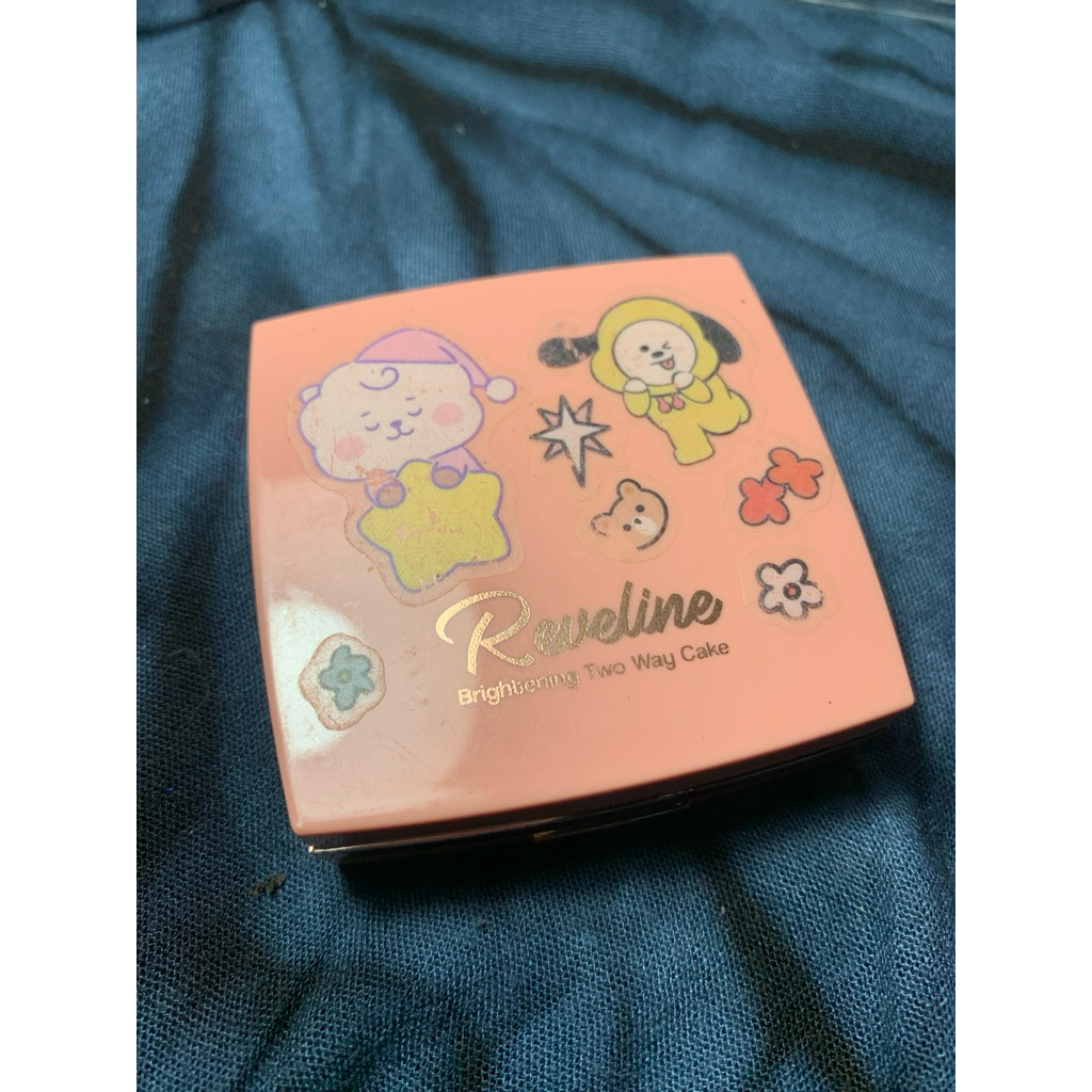 Preloved Two Way Cake Reveline