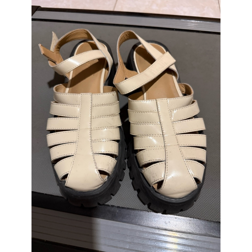 preloved sepatu pazzion