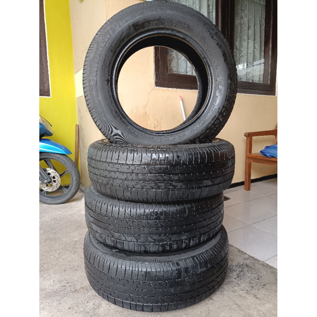 BAN BEKAS BRIDGESTONE B390 Kondisi Mulus 205/65 R15 94S