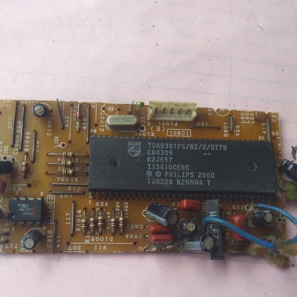 IC Tda 9381PS/N2/2/0779 belum tes