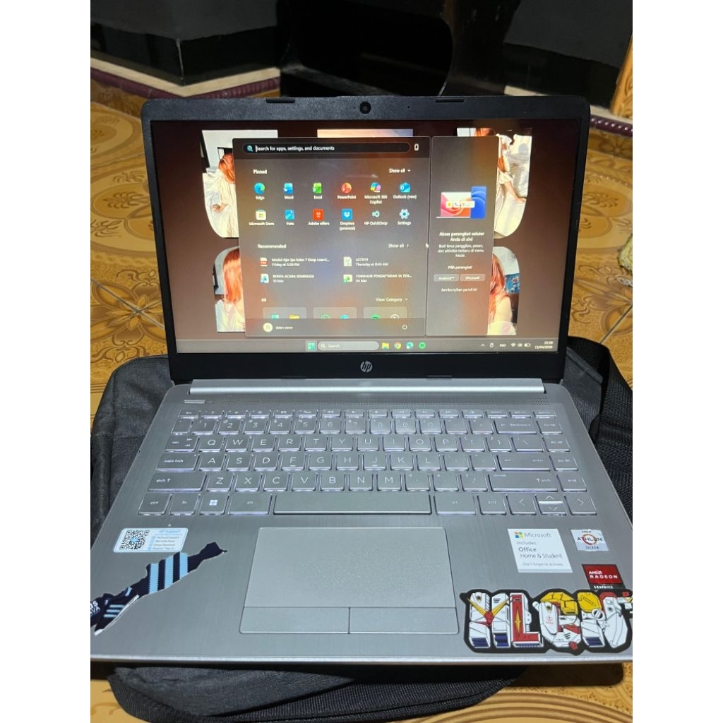 laptop hp ram 8 SSD 256gb