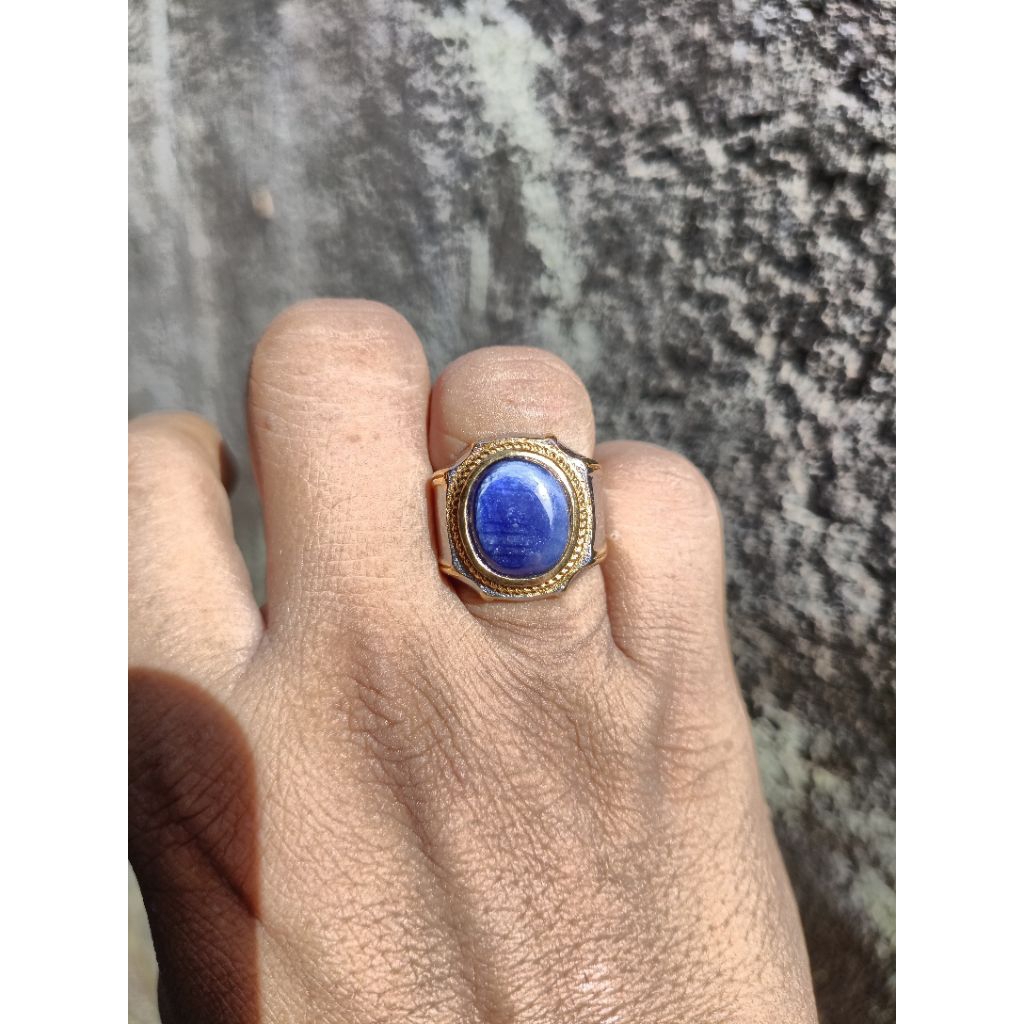 Batu blue safire natural