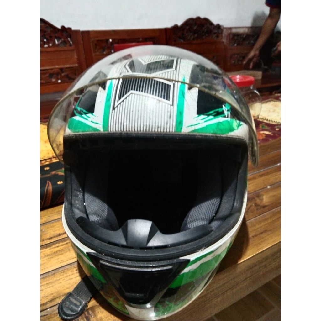KYT R10 Full Face