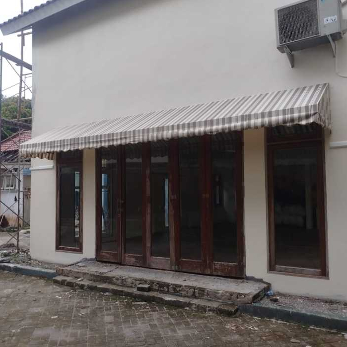 Rumah Lebih Nyaman Pakai Kanopi Kain Awning