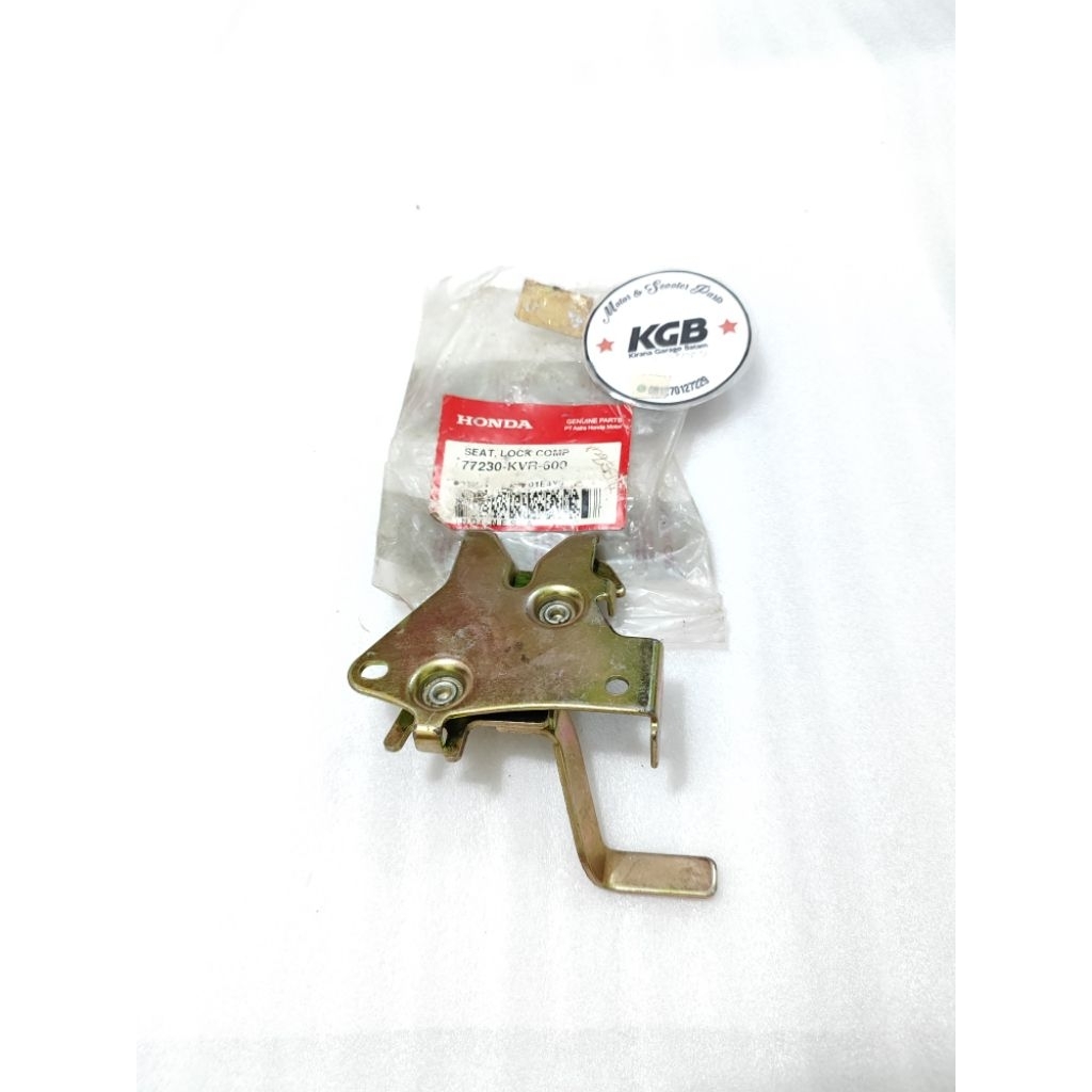 kupu seat lock comp motor honda revo 100 Ori baru ahm 77230 kvr 600