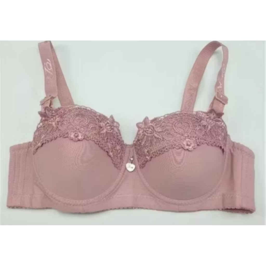 Bra kawat  8813 kancing 3 Bra push Up Cup setengah