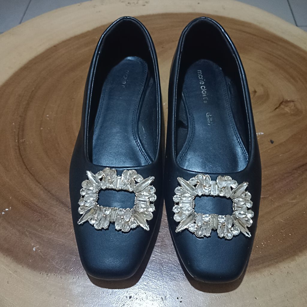 sepatu marie claire