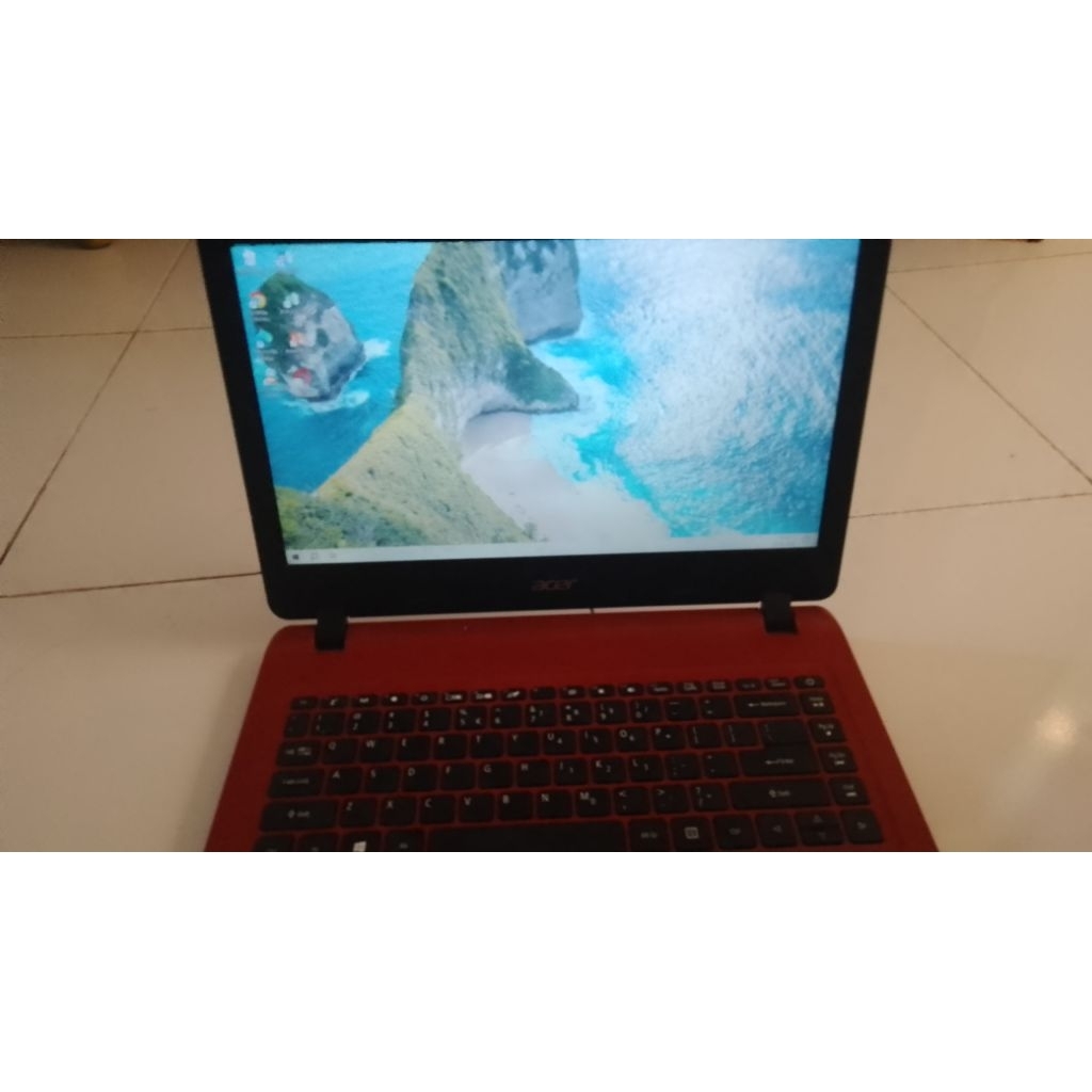 Laptop Acer Ram 4gb (Second)