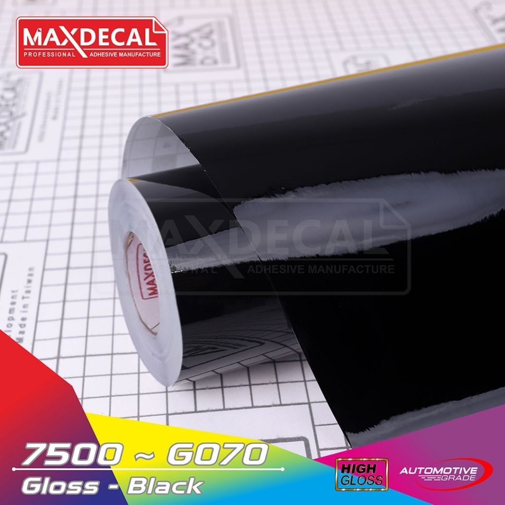 Sticker hitam glosy MAXDECAL
