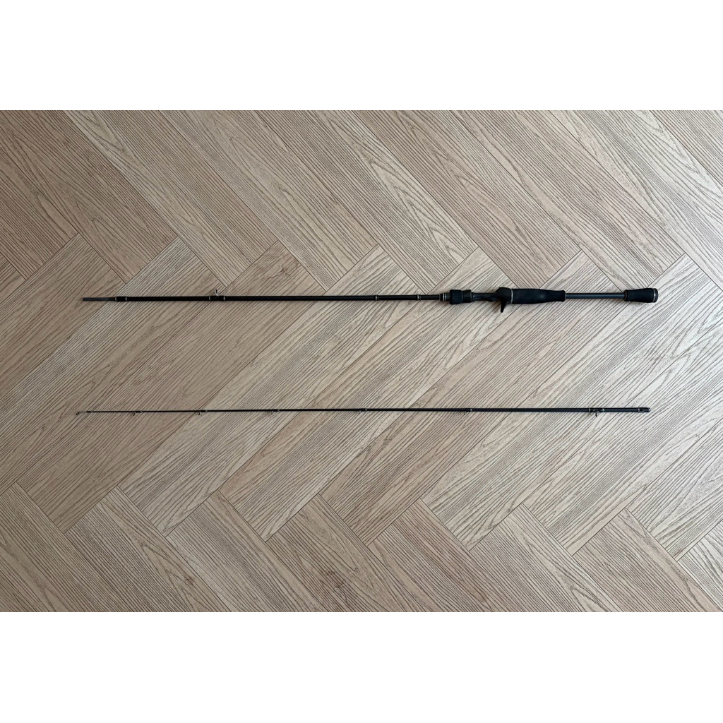 Joran Baitcasting Abu Garcia Bassfield