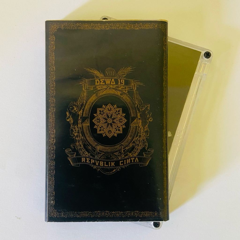 Kaset Dewa - Republik Cinta