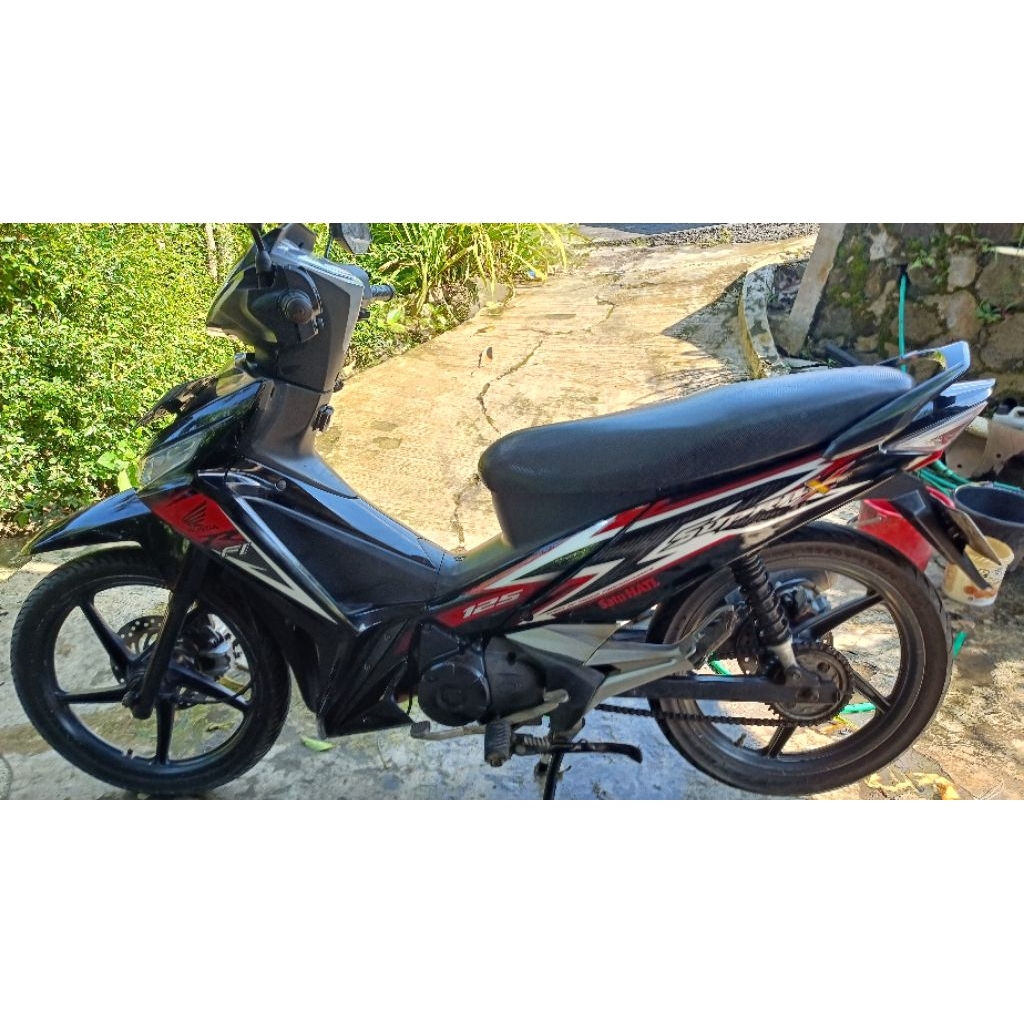 motor bekas Honda Supra x 2014 plat Cilacap
