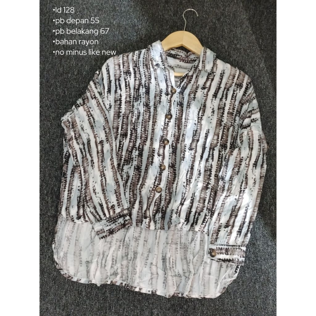 Kemeja Atasan Wanita Kekinian Motif Rayon Premium Adem Bahan Jatuh