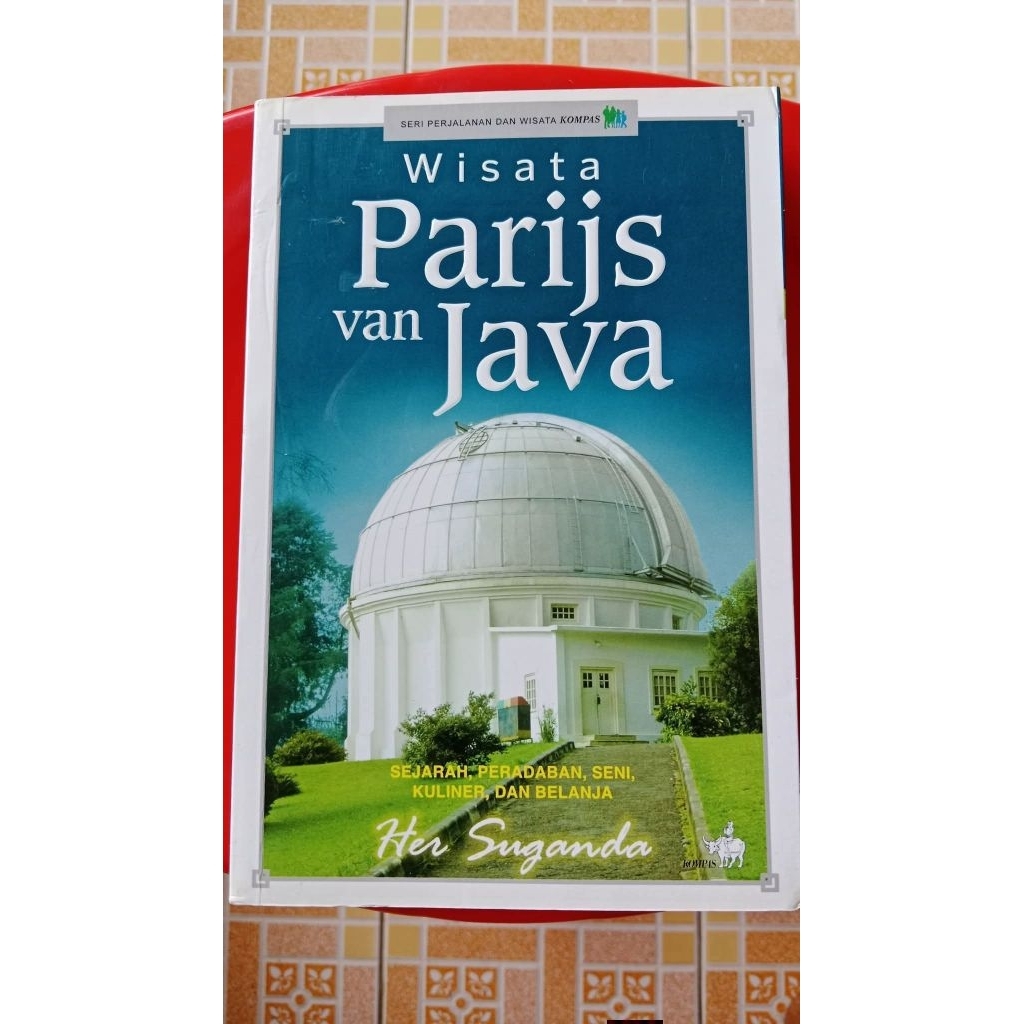 Buku Wisata Parijs van Java