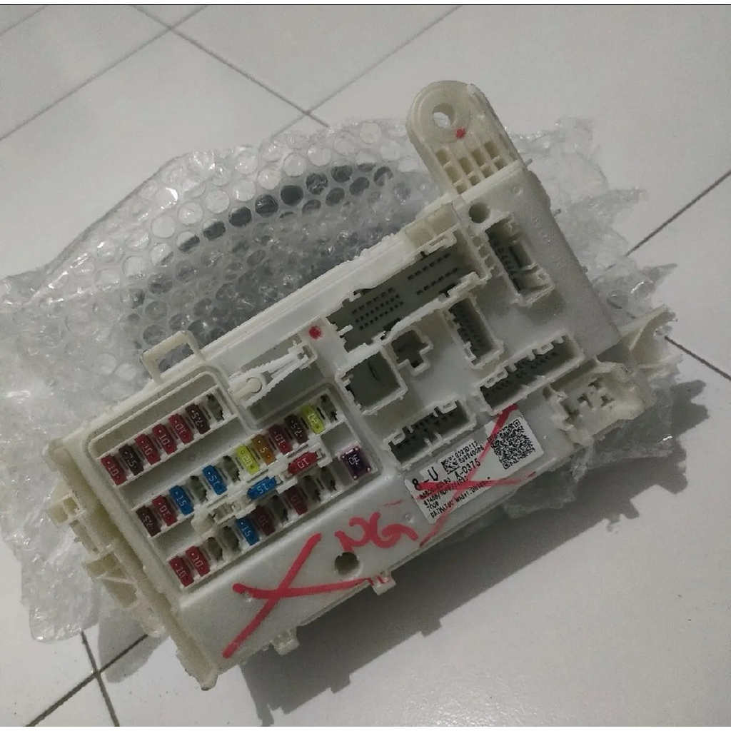 Fuse box sikring toyota yaris cross 82600-BZV90 Original